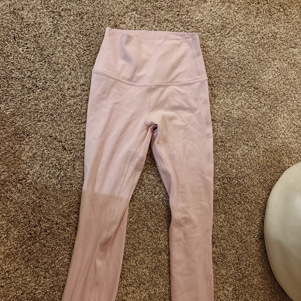 Lululemon Pink High-Waisted Leggings 28’